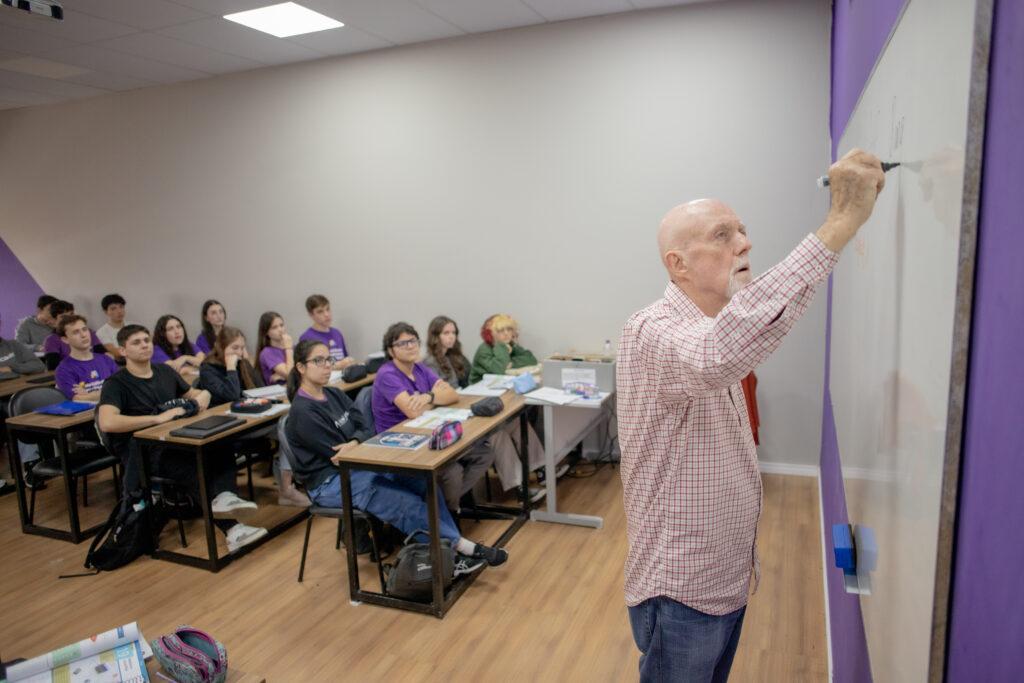 Diferencial Redação Assistida e Plantão de Redação